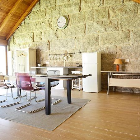 Galihost - Casa Con Precioso Jardin En Vilanova De Arousa エクステリア 写真