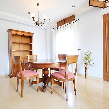 Galihost - Casa Con Precioso Jardin En Vilanova De Arousa エクステリア 写真