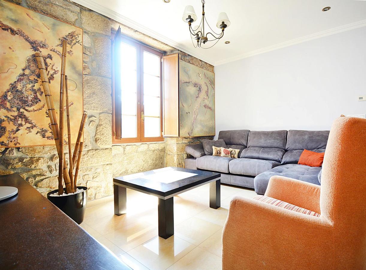 Galihost - Casa Con Precioso Jardin En Vilanova De Arousa エクステリア 写真