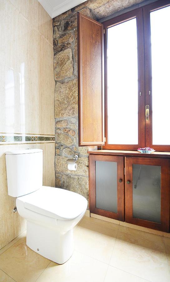 Galihost - Casa Con Precioso Jardin En Vilanova De Arousa エクステリア 写真