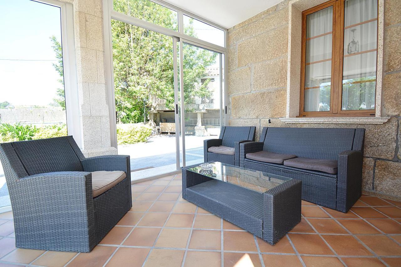 Galihost - Casa Con Precioso Jardin En Vilanova De Arousa エクステリア 写真