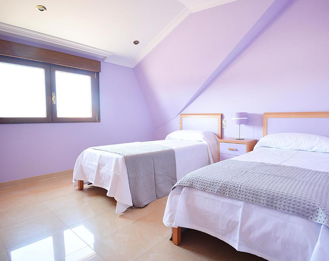 Galihost - Casa Con Precioso Jardin En Vilanova De Arousa エクステリア 写真